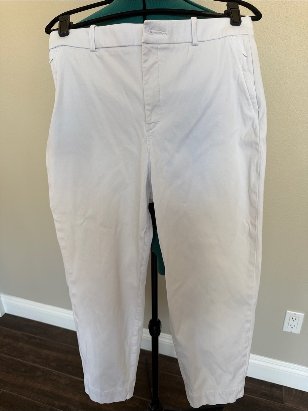 SPANX White Cropped Ankle Pants